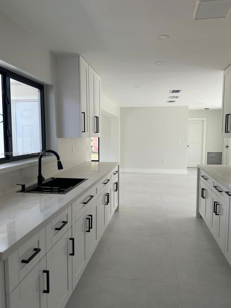 810 Wyoming Ave, Fort Lauderdale, FL 33312 Photo