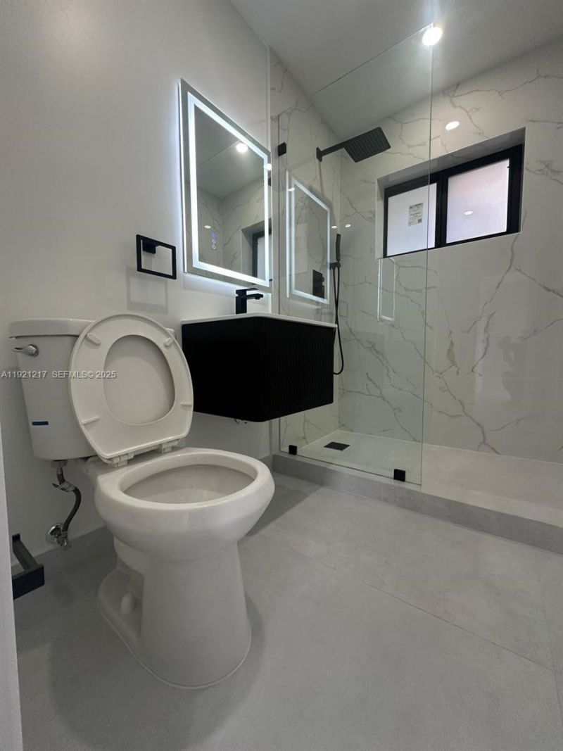 810 Wyoming Ave, Fort Lauderdale, FL 33312 Photo