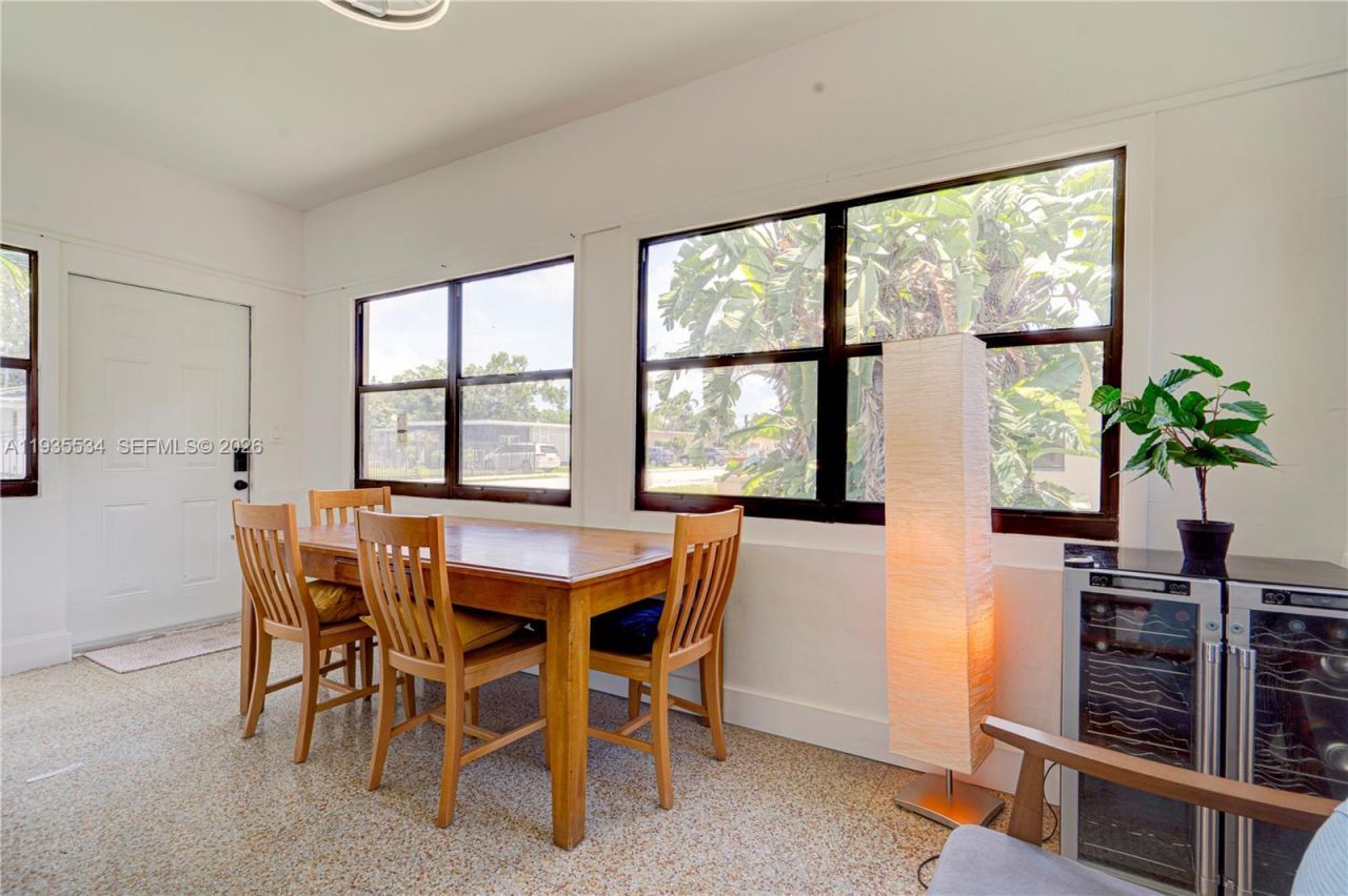 234 NE 111th St , Unit 1, Miami, FL 33161 Photo