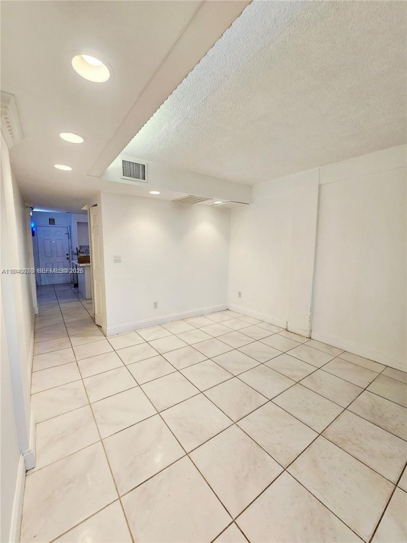 3494 E 4th Ave , Unit 1207, Hialeah, FL 33013 Photo