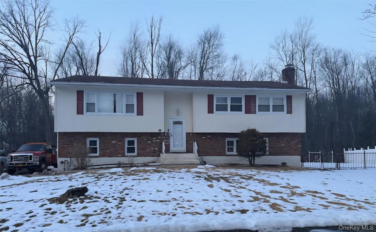 11 Razel Ave Avenue, Spring Valley, NY 10977 Main Photo