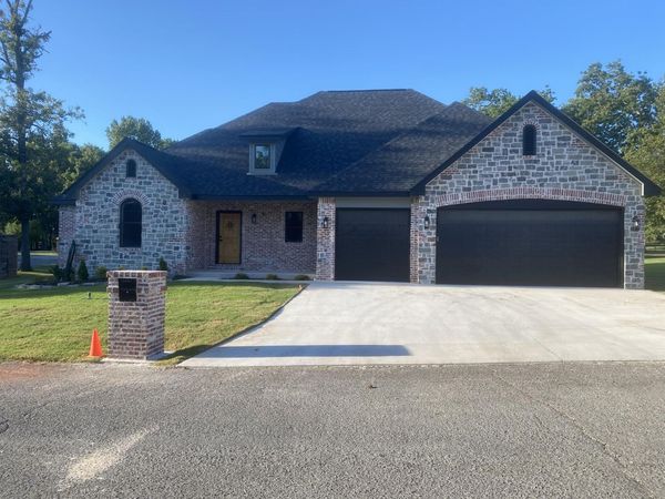 58593 E 296 Place, Grove, OK 74344