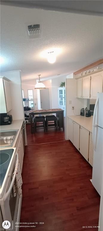 133 Belle Isle Cir, Naples, FL 34112 Photo