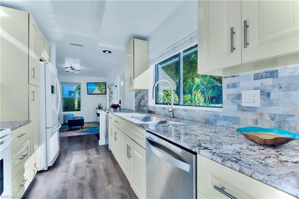 448 Santa Cruz St , North Fort Myers, FL 33903 Photo