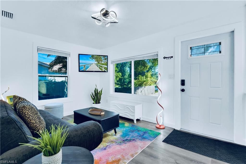 448 Santa Cruz St , North Fort Myers, FL 33903 Photo