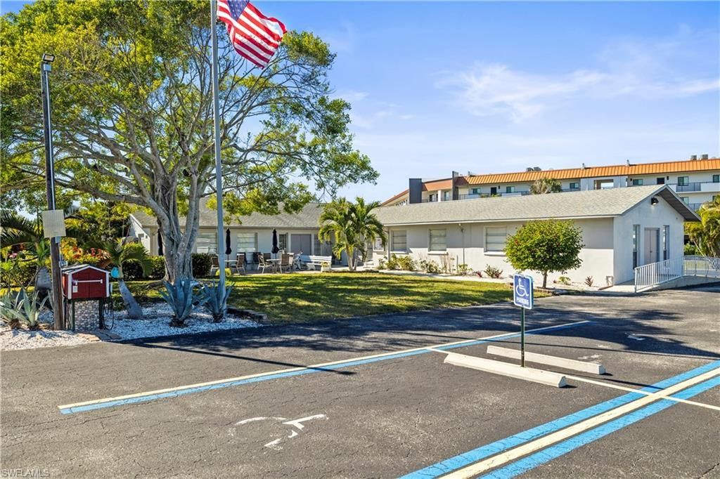 397 Valley Dr, Bonita Springs, FL 34134 Photo