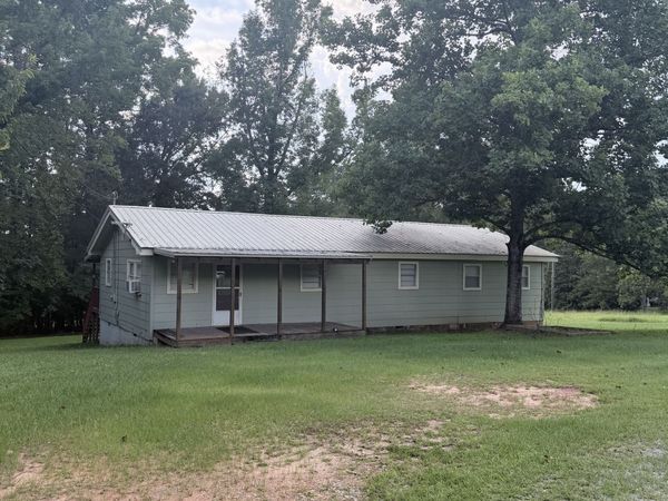 160 Macon Road NW, Mcintyre, GA 31054