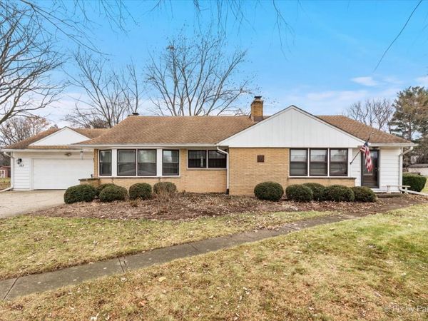 123 Dundee Avenue, East Dundee, IL 60118