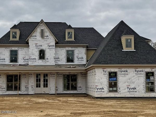 321 Cedar Crest Cove, Byhalia, MS 38611