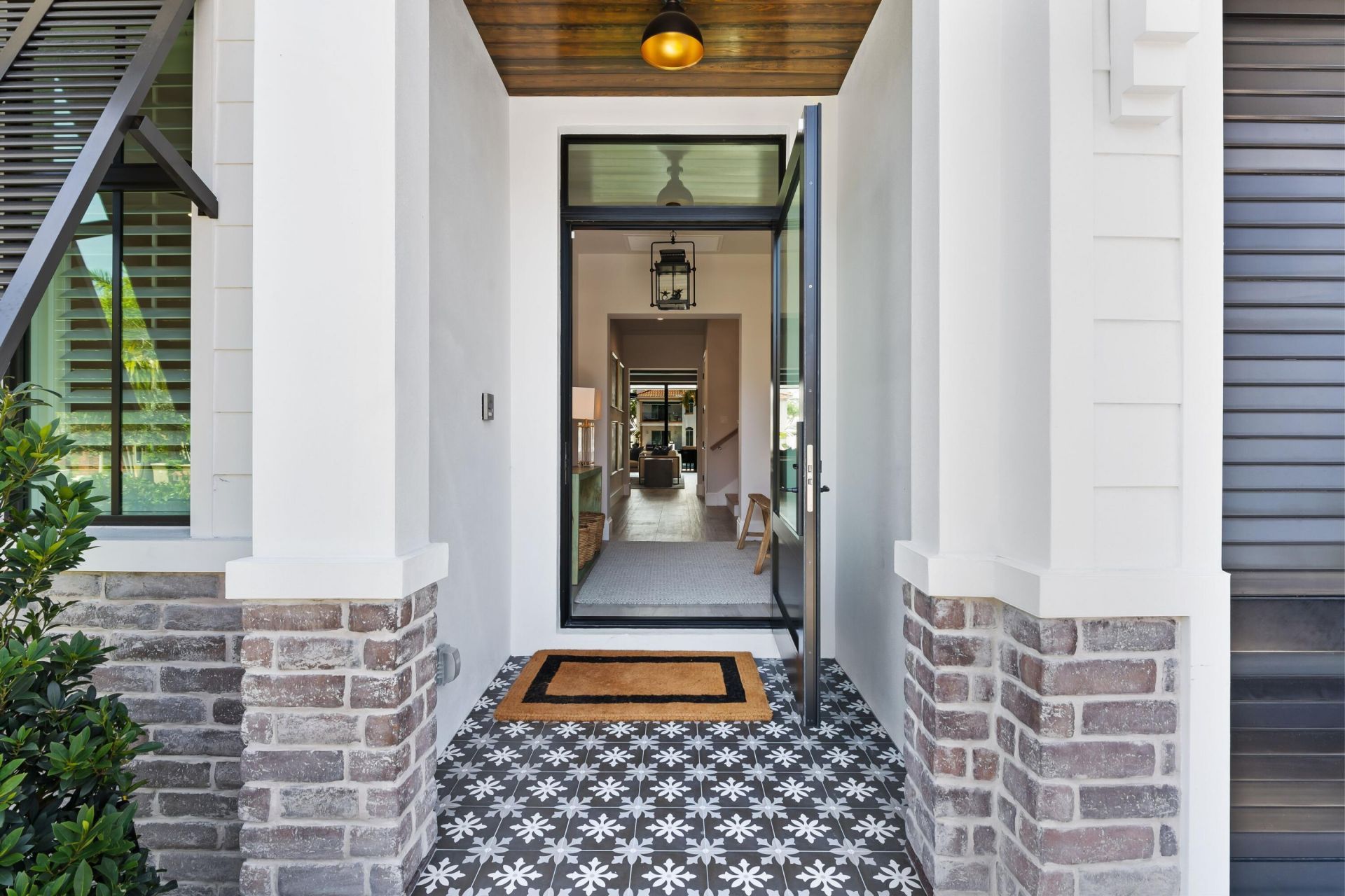 319 Coconut Isle Drive, Unit 2, Fort Lauderdale, FL 33301 Photo