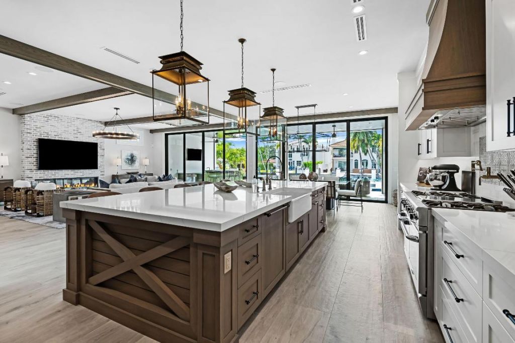 319 Coconut Isle Drive, Unit 3, Fort Lauderdale, FL 33301 Photo