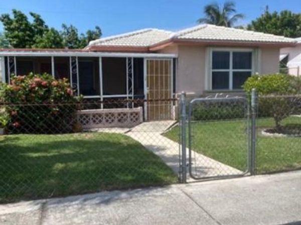 120 W 22nd Street, Riviera Beach, FL 33404