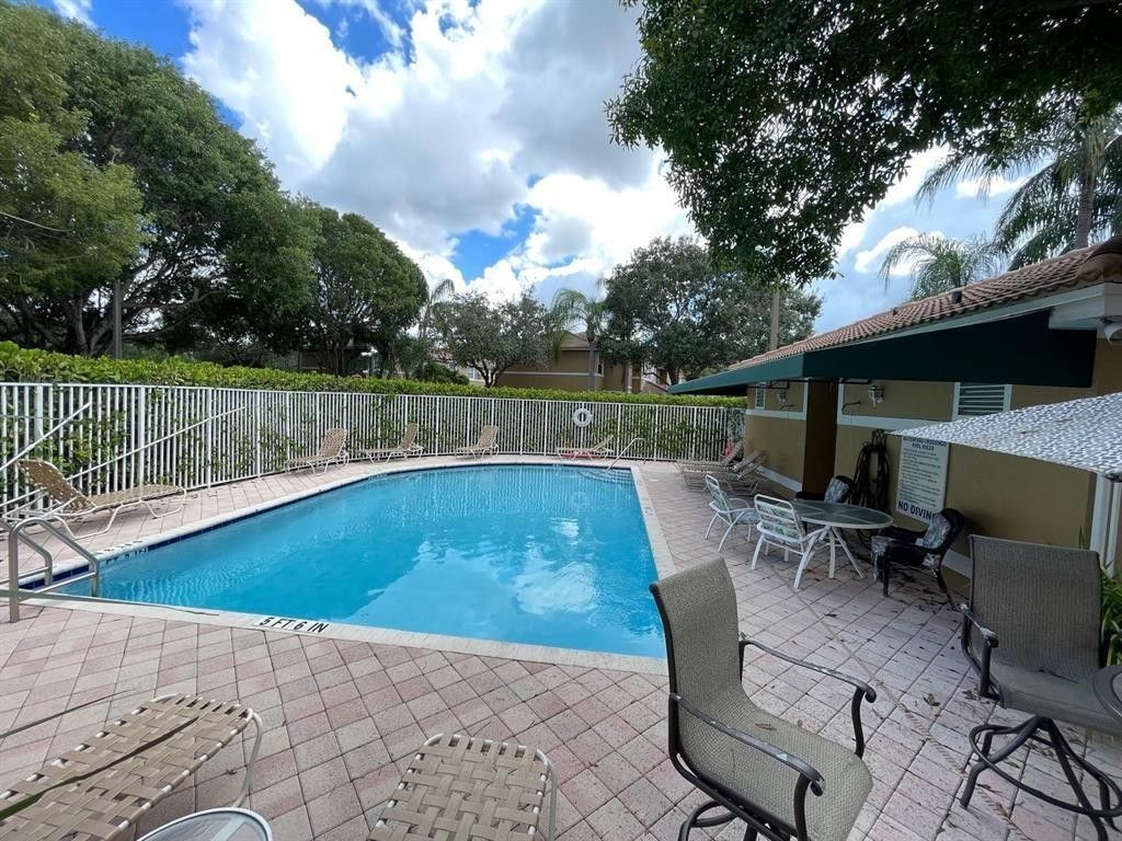 2808 NW 99th Ter, Sunrise, FL 33322 Photo