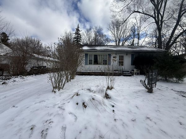 1308 Colgrove Avenue, Kalamazoo, MI 49048