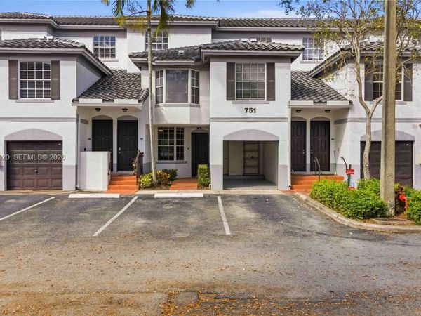 751 SW 148th Ave, Unit 1008, Sunrise, FL 33325