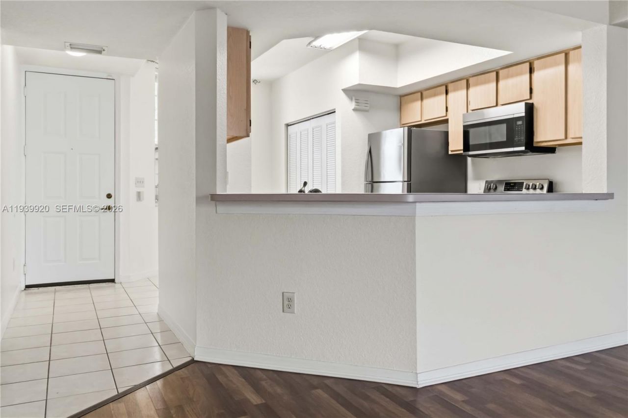 751 SW 148th Ave, Unit 1008, Sunrise, FL 33325 Photo