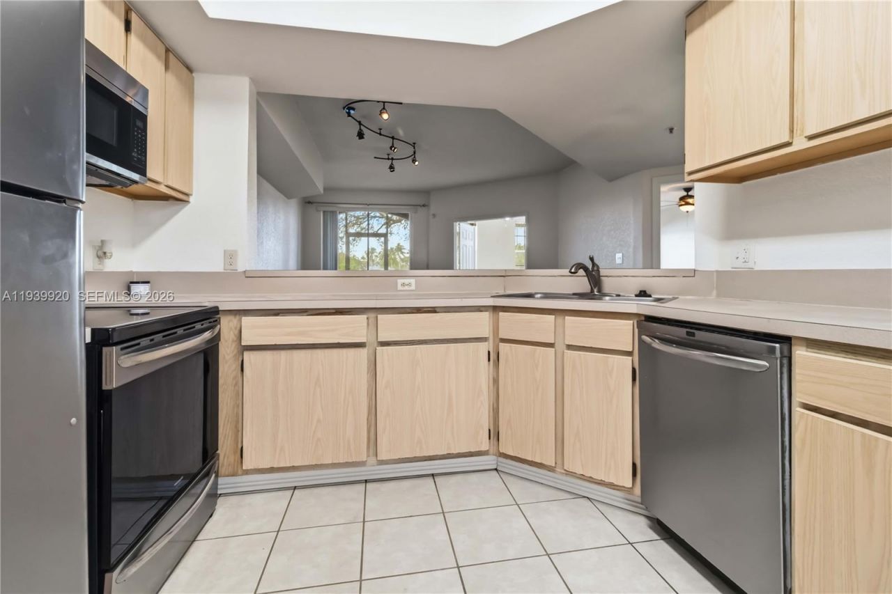 751 SW 148th Ave, Unit 1008, Sunrise, FL 33325 Photo