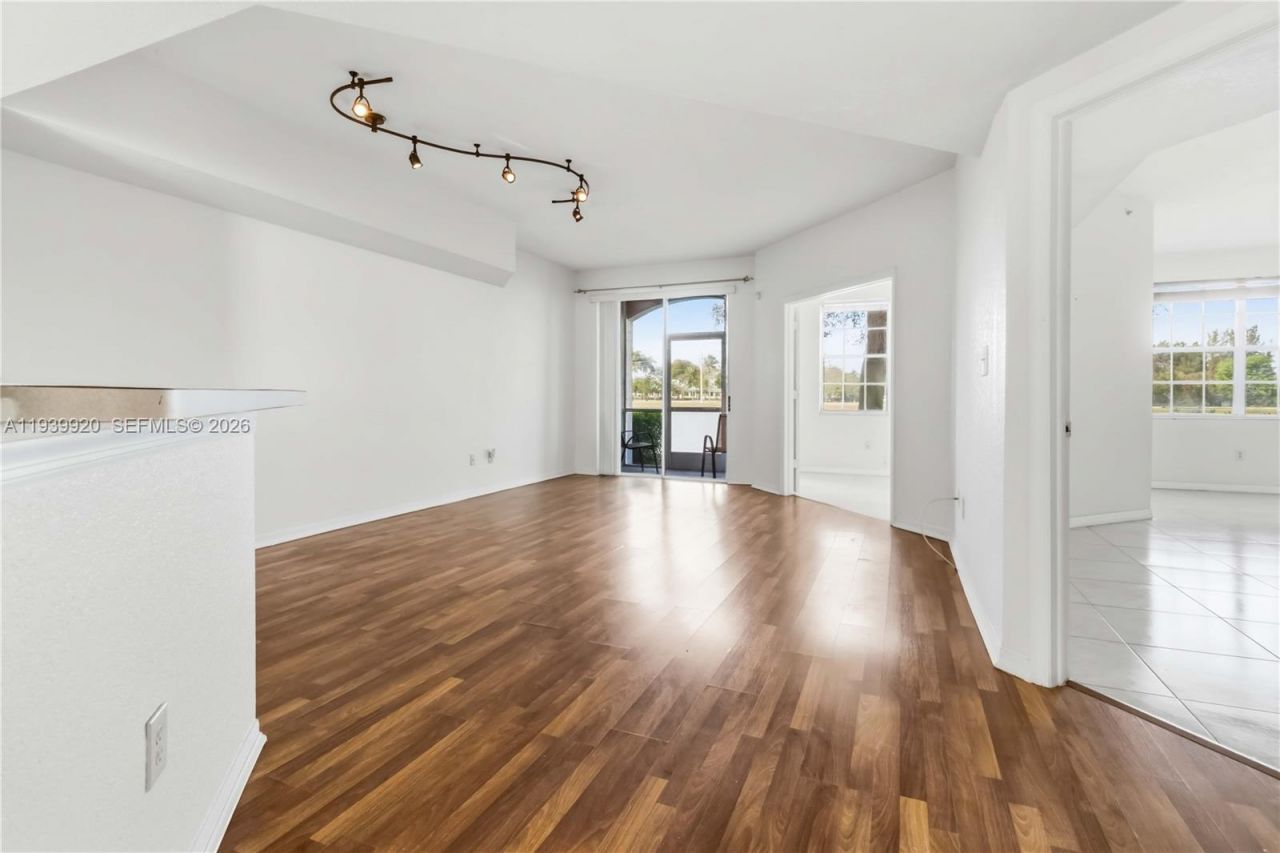 751 SW 148th Ave, Unit 1008, Sunrise, FL 33325 Photo