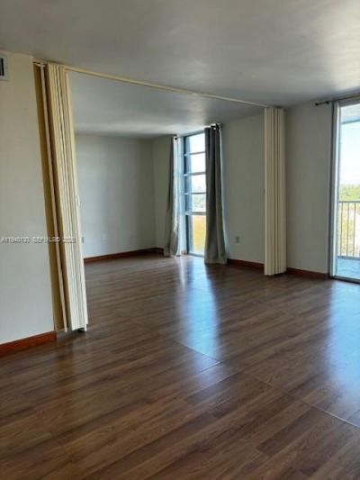 2500 NE 135th St, Unit B506, North Miami, FL 33181 Photo