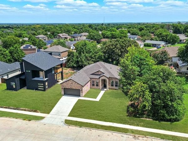 716 Oak Creek Drive, Hutchins, TX 75141