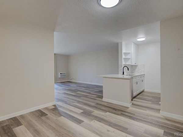 2231 S Vaughn Way, Unit 201B, Aurora, CO 80014