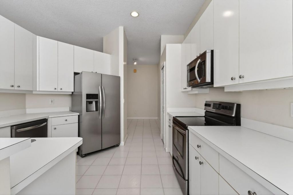 408 SW Horseshoe Bay, Port Saint Lucie, FL 34986 Photo