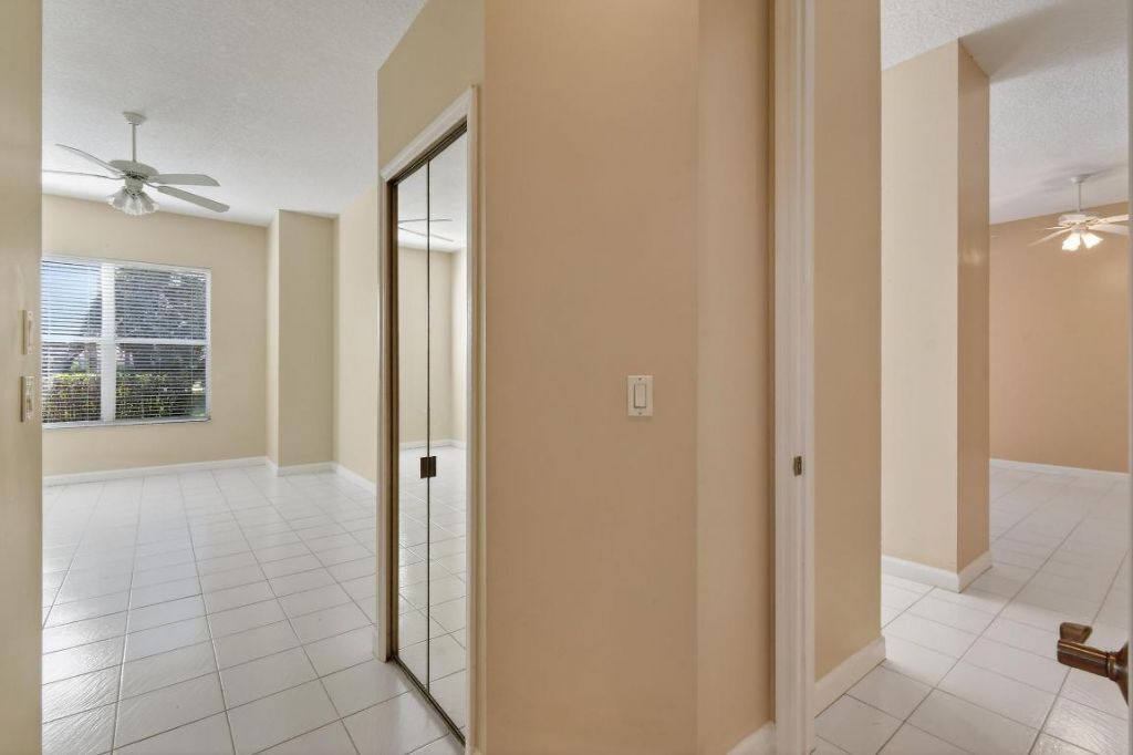 408 SW Horseshoe Bay, Saint Lucie West, FL 34986 Photo