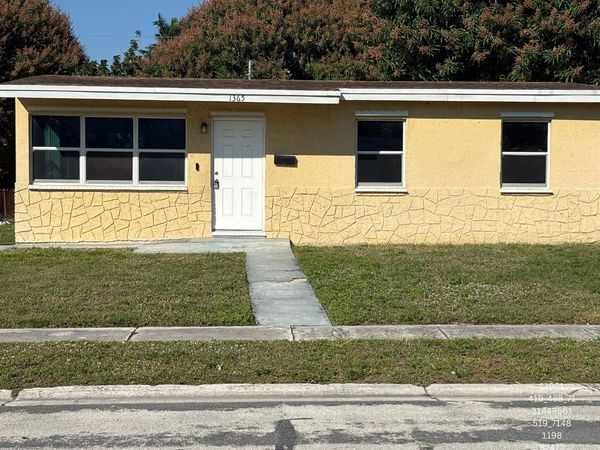 1365 11th Street, West Palm Beach, FL 33401