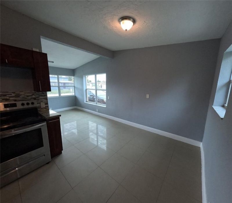 1365 11th St, West Palm Beach, FL 33401 Photo