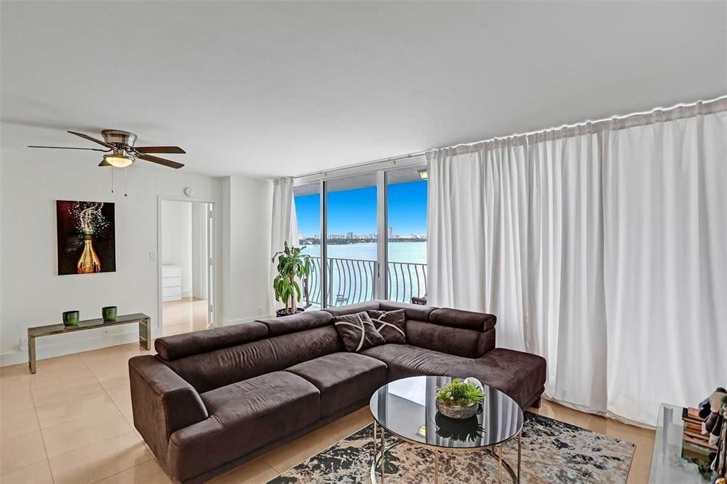 7601 E Treasure Drive, Unit 1524, North Bay Village, FL 33141 Photo