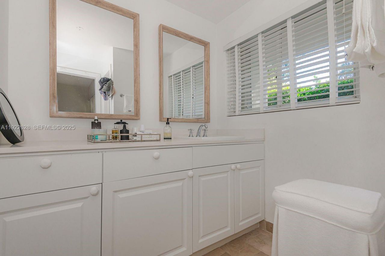 7000 Robles St , Coral Gables, FL 33143 Photo