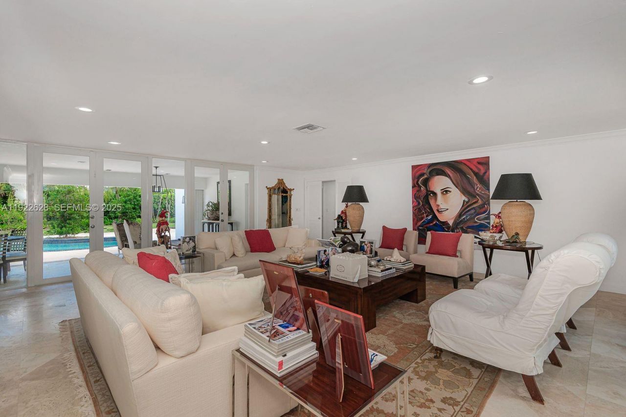 7000 Robles St , Coral Gables, FL 33143 Photo