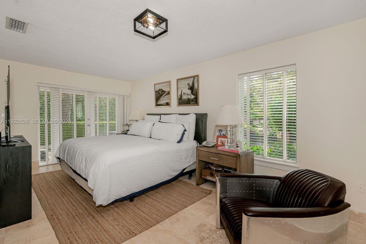 7000 Robles St , Coral Gables, FL 33143 Photo