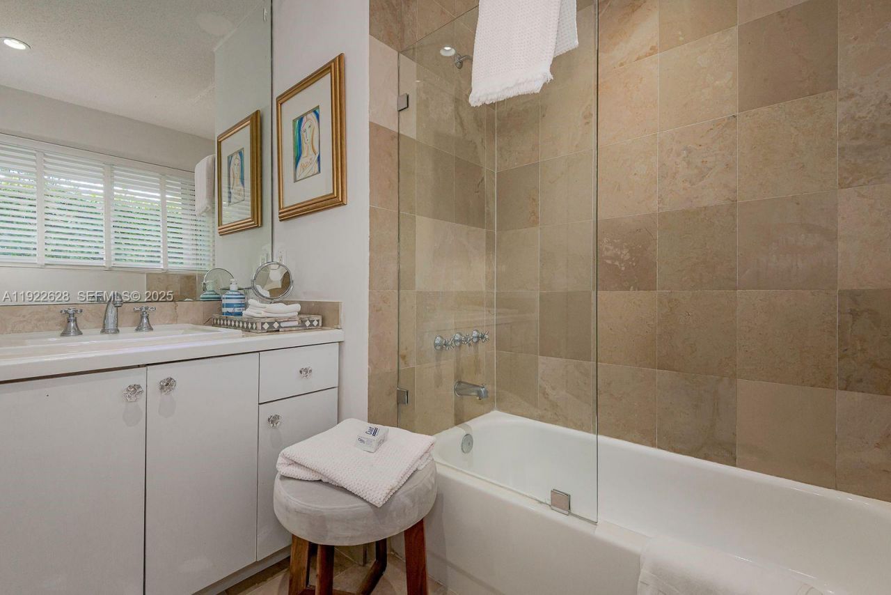 7000 Robles St , Coral Gables, FL 33143 Photo