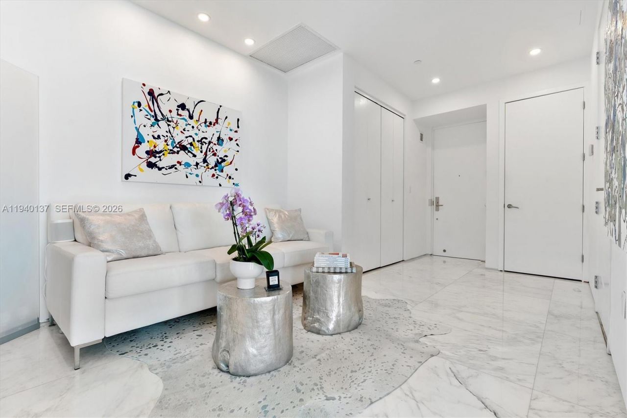 17475 Collins Ave, Unit 2502, Sunny Isles Beach, FL 33160 Photo