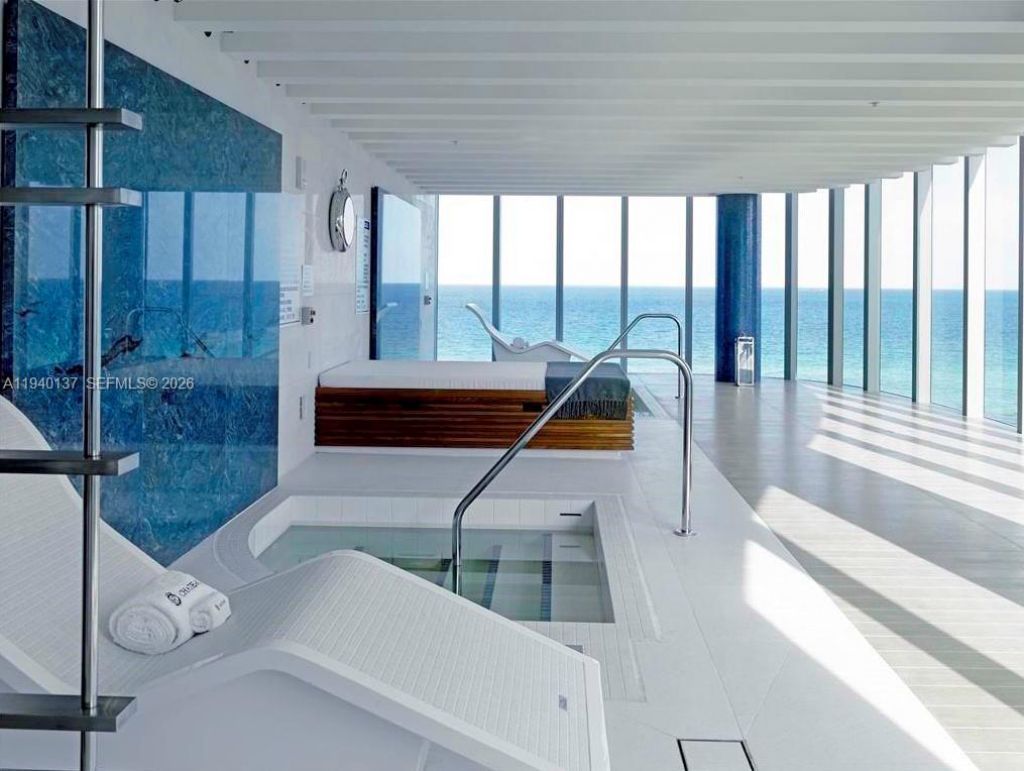 17475 Collins Ave, Unit 2502, Sunny Isles Beach, FL 33160 Photo