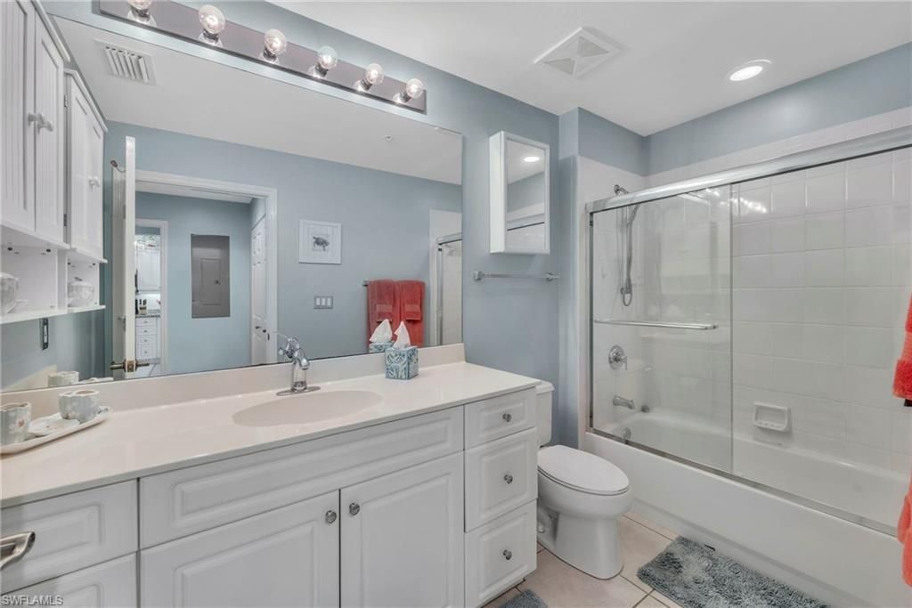 401 Bayfront Pl, Unit 3304, Naples, FL 34102 Photo