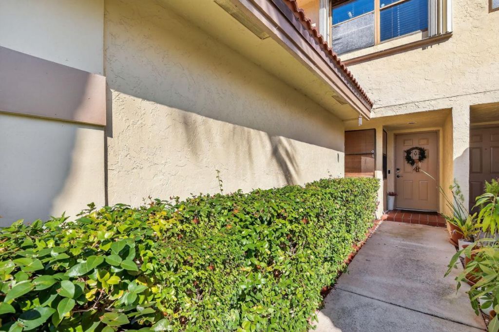 12228 Sag Harbor Court, Unit 2, Wellington, FL 33414 Photo