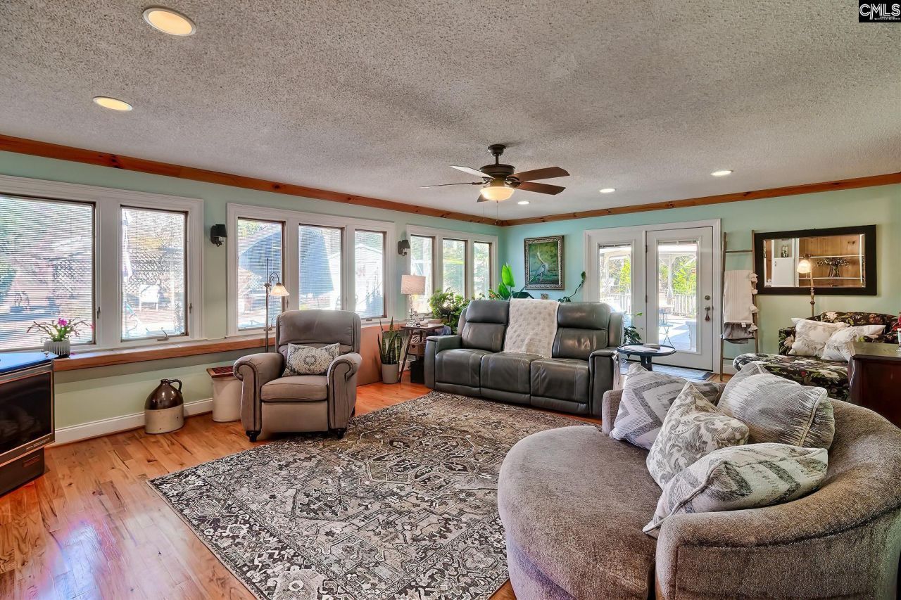 124 Shannon Drive  Photo 17