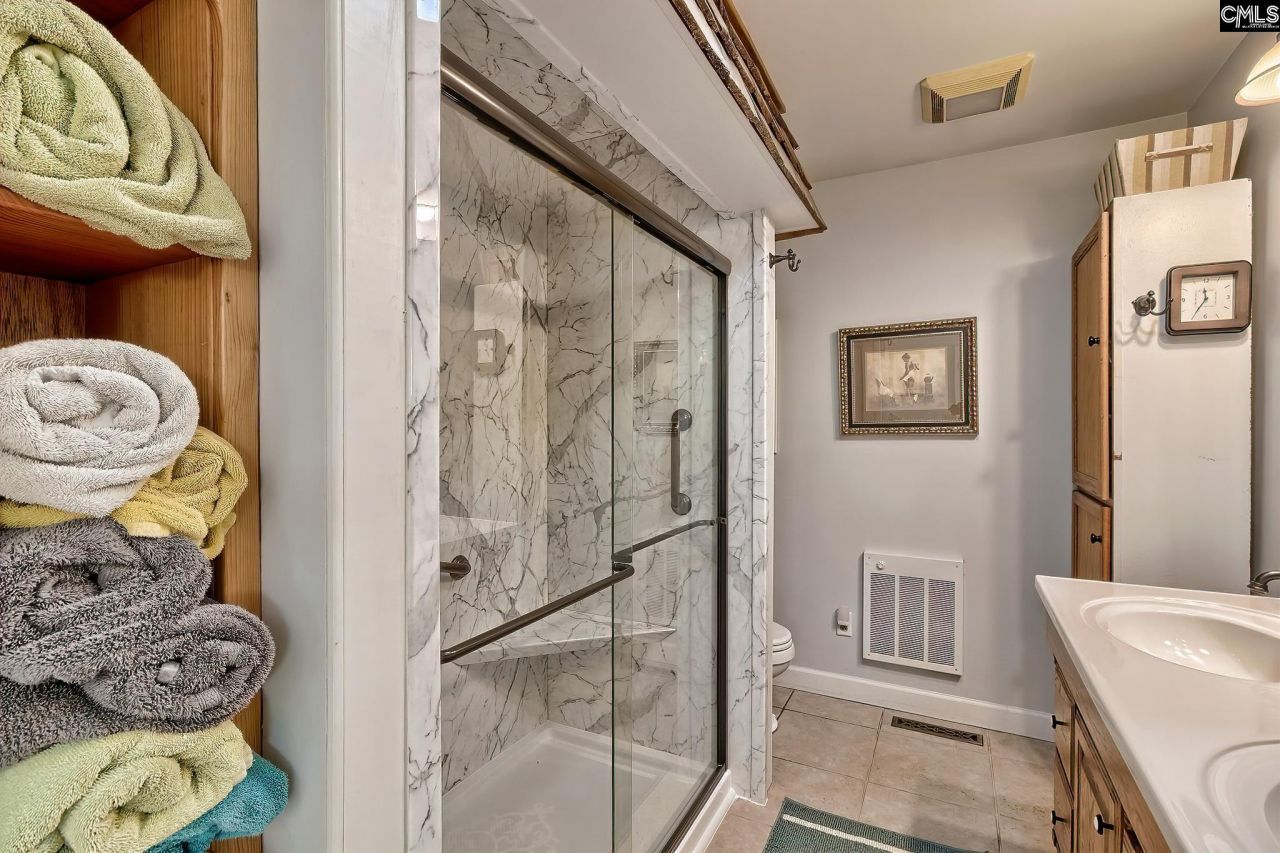 124 Shannon Drive  Photo 29