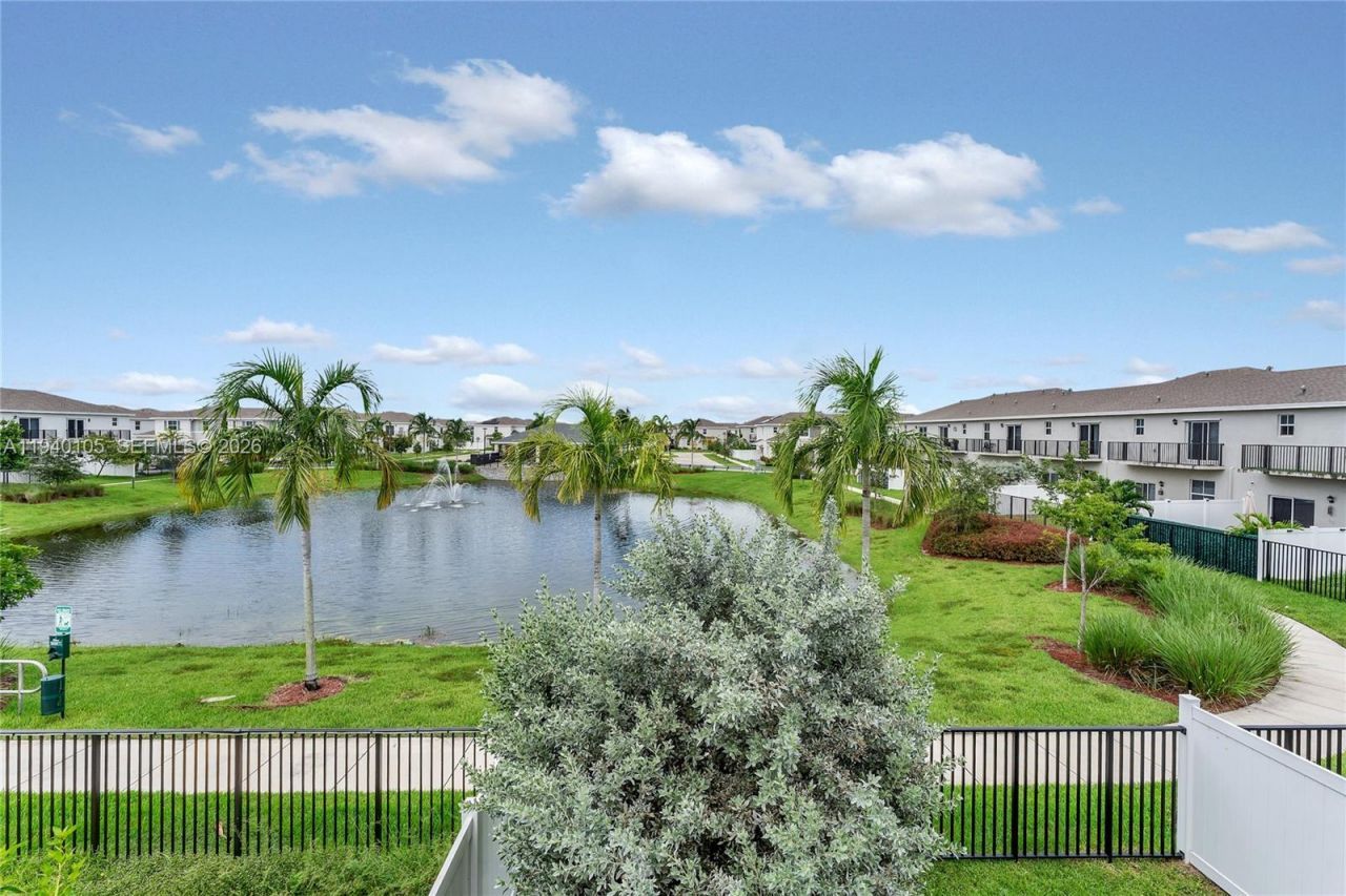 805 SE 18th St, Unit 805, Homestead, FL 33034 Photo