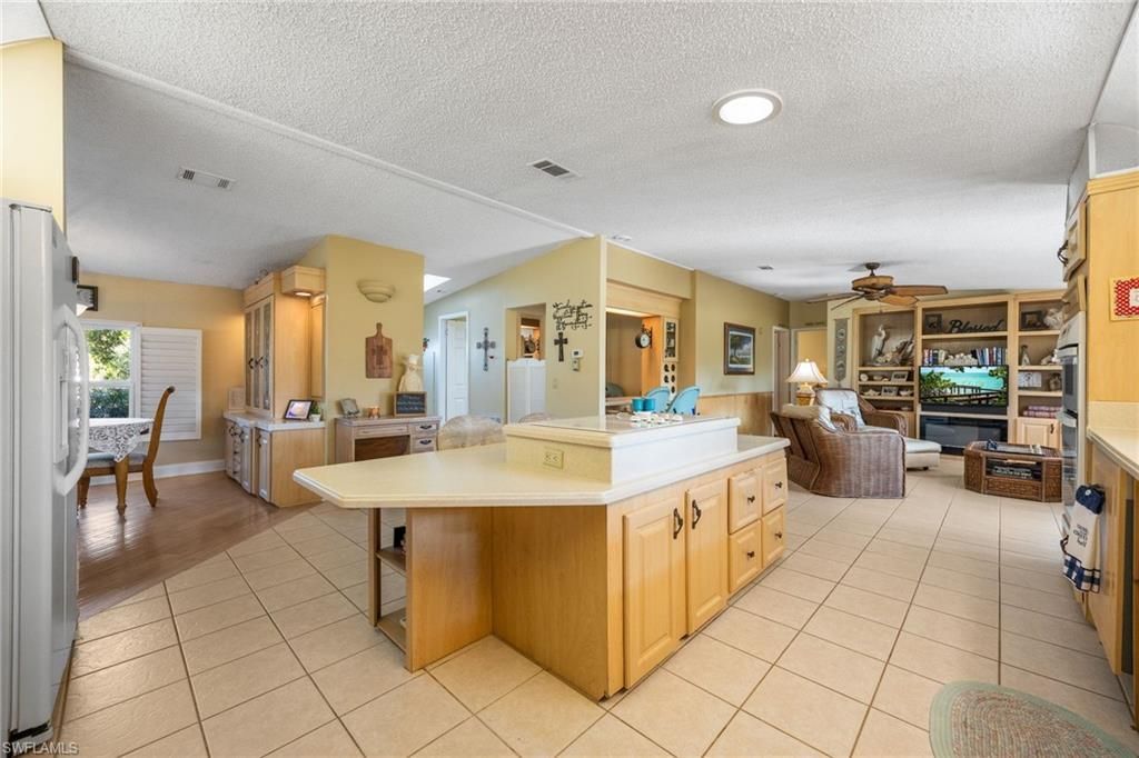 19675 Eagle Trace Ct, North Fort Myers, FL 33903 Photo