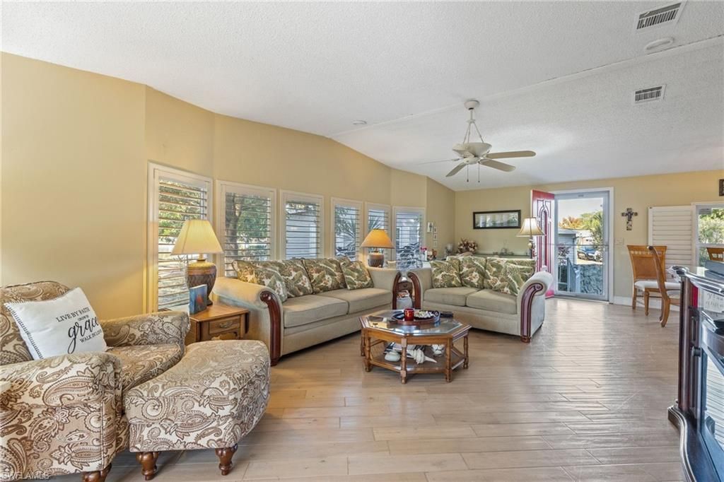 19675 Eagle Trace Ct, North Fort Myers, FL 33903 Photo