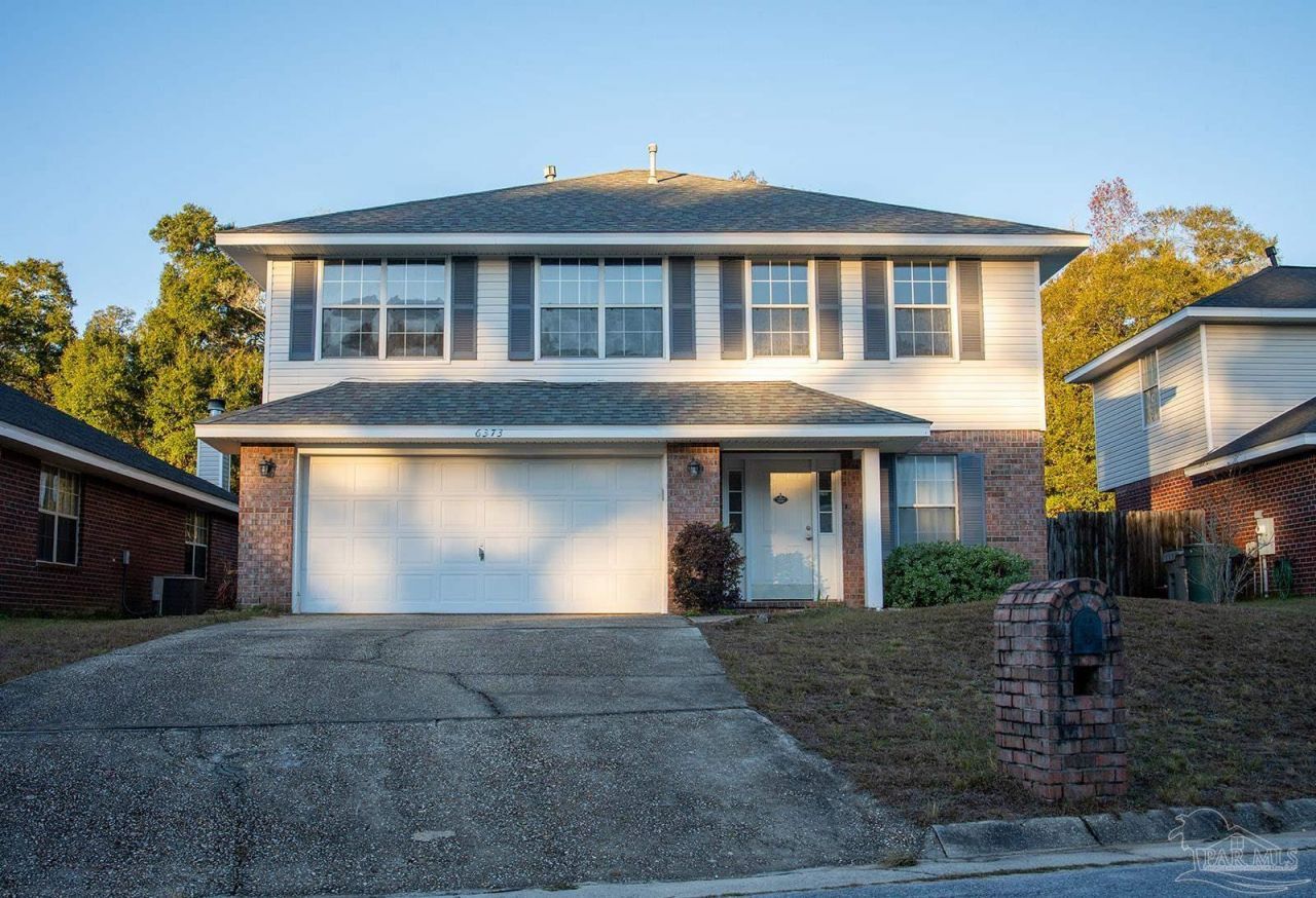 6373 Mers Ln, Pensacola, FL 32526 Main Photo
