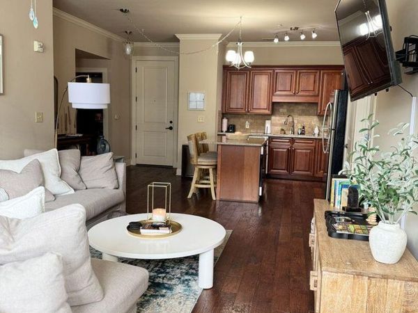 445 W W. Blount Ave Ave, Knoxville, TN 37920