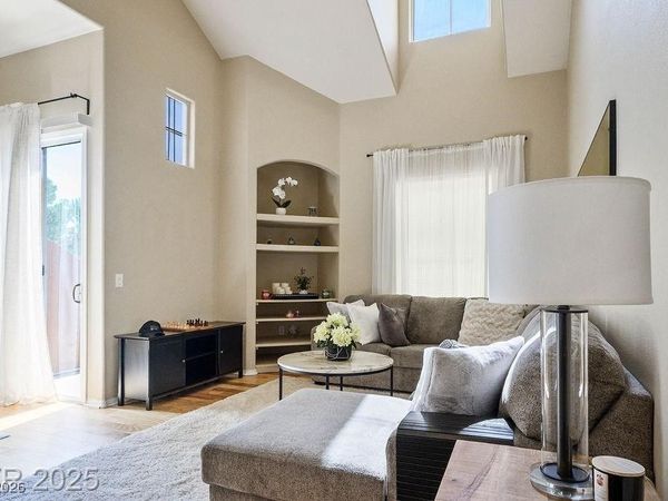 3975 N Hualapai Way, Unit 266, Las Vegas, NV 89129