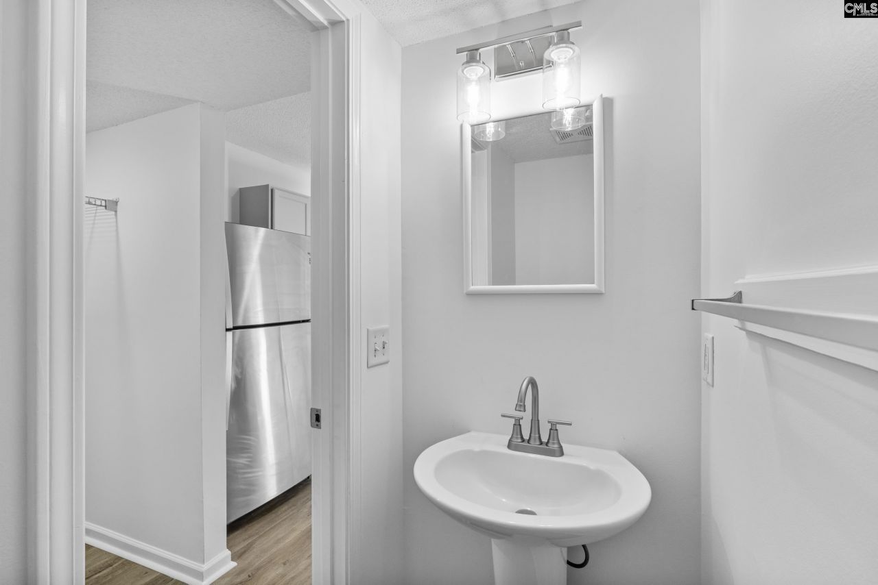 206 Denby Circle Photo 13