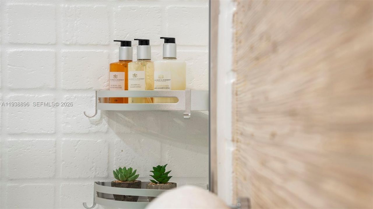 2301 Collins Ave, Unit 1632, Miami Beach, FL 33139 Photo