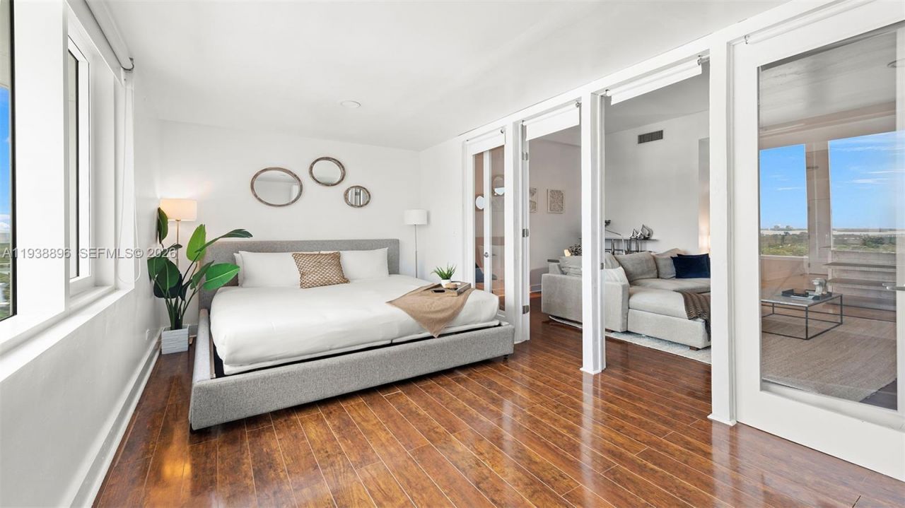 2301 Collins Ave, Unit 1632, Miami Beach, FL 33139 Photo