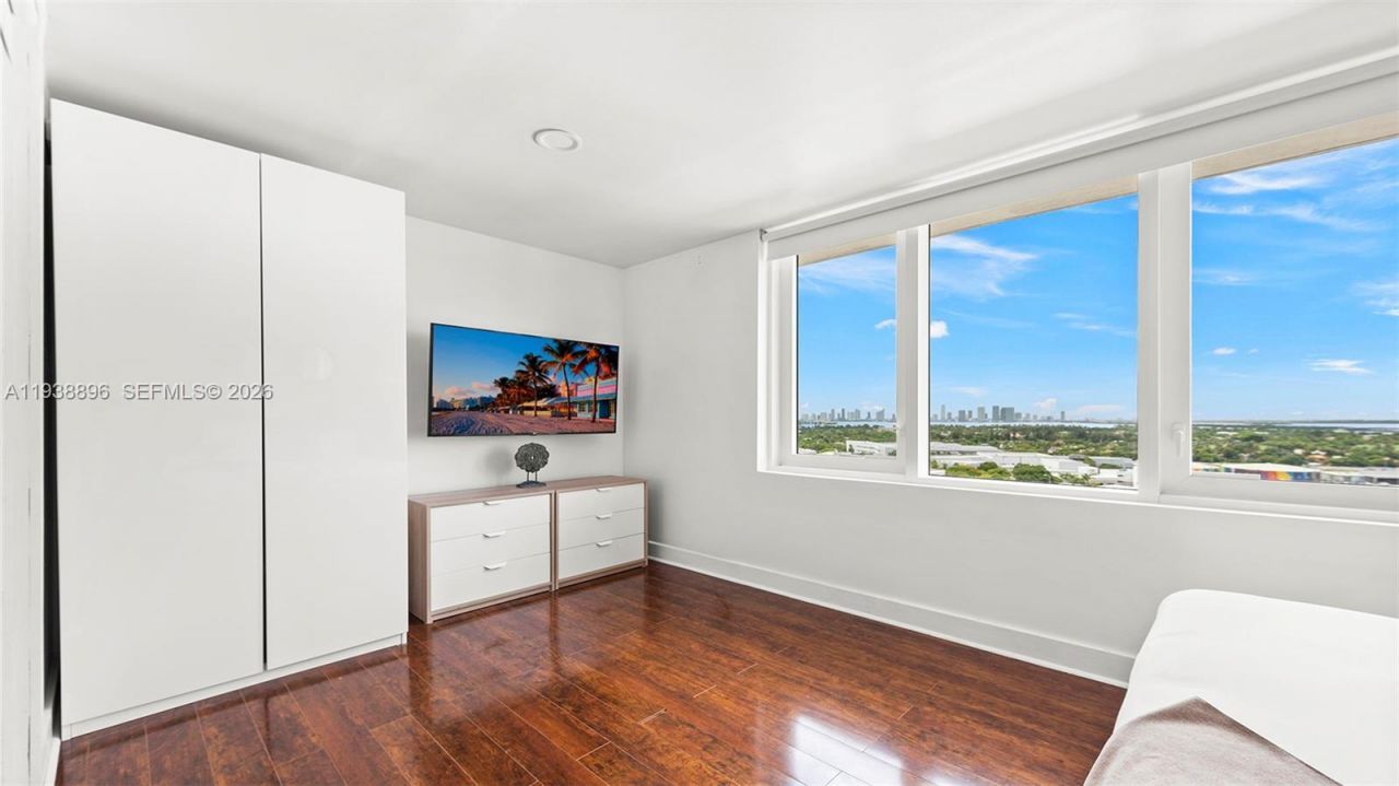 2301 Collins Ave, Unit 1632, Miami Beach, FL 33139 Photo